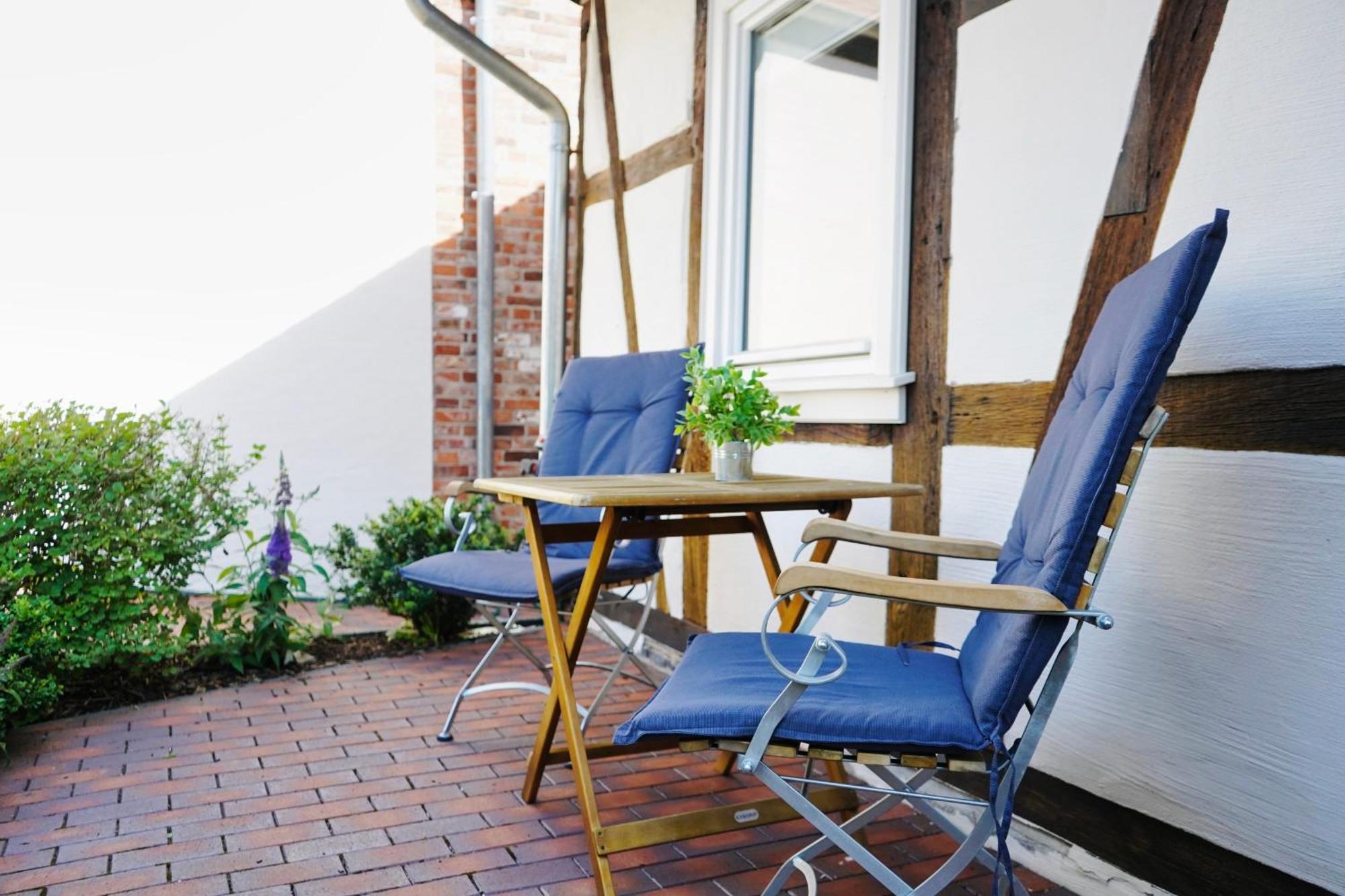 Altstadt Apartment II - Terrasse- Waschmaschine- Parkplatz ウォルフスブルク エクステリア 写真